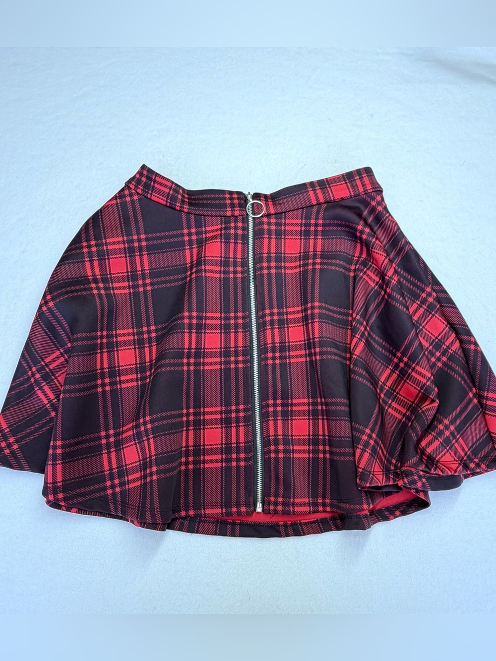 Mall Goth Skater Circle Skirt Hot Topic Red and Black Plaid with Front Zipper